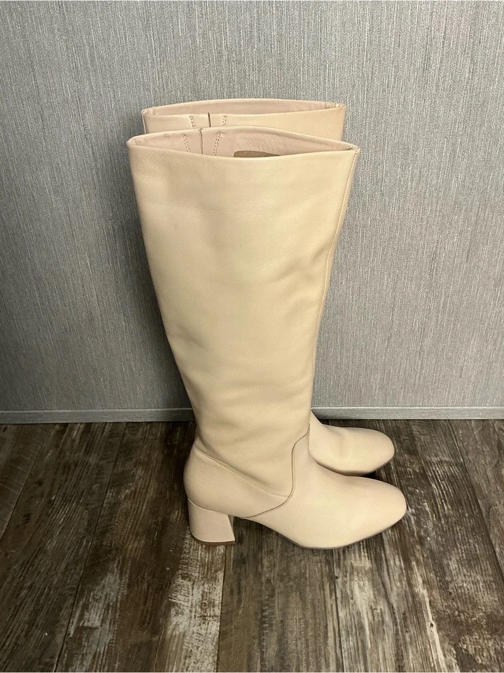 NWOB Seychelles Beige Knee High Block Heel Boots Size 10 - Picture 9 of 16